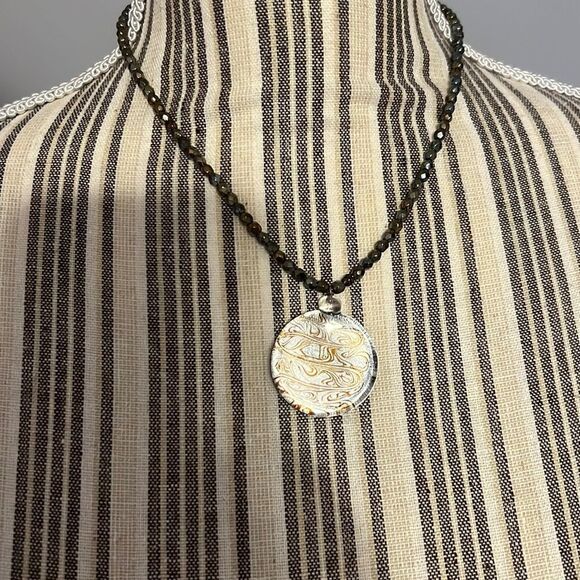 TEN Thousand Villages necklace - Picture 1 of 8